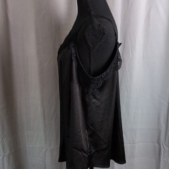 Torrid Black Relaxed Fit Camisole. NWT. Large - Picture 7 of 12